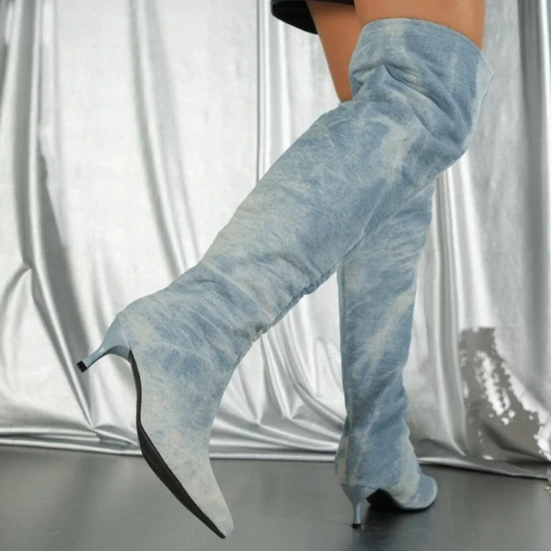 

Женская обувь, новинка 2023, синие джинсовые женские сапоги выше колена, привлекательные высокие сапоги с острым носком, модная женская обувь на высоком каблуке для выпускного