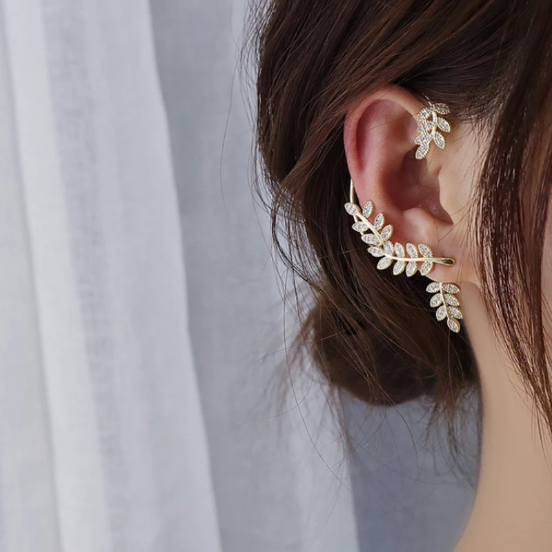 Ear Clip Earrings Snowflake Butterfly Clip for Women Girls Without Piercing Party Wedding Jewelry Gift