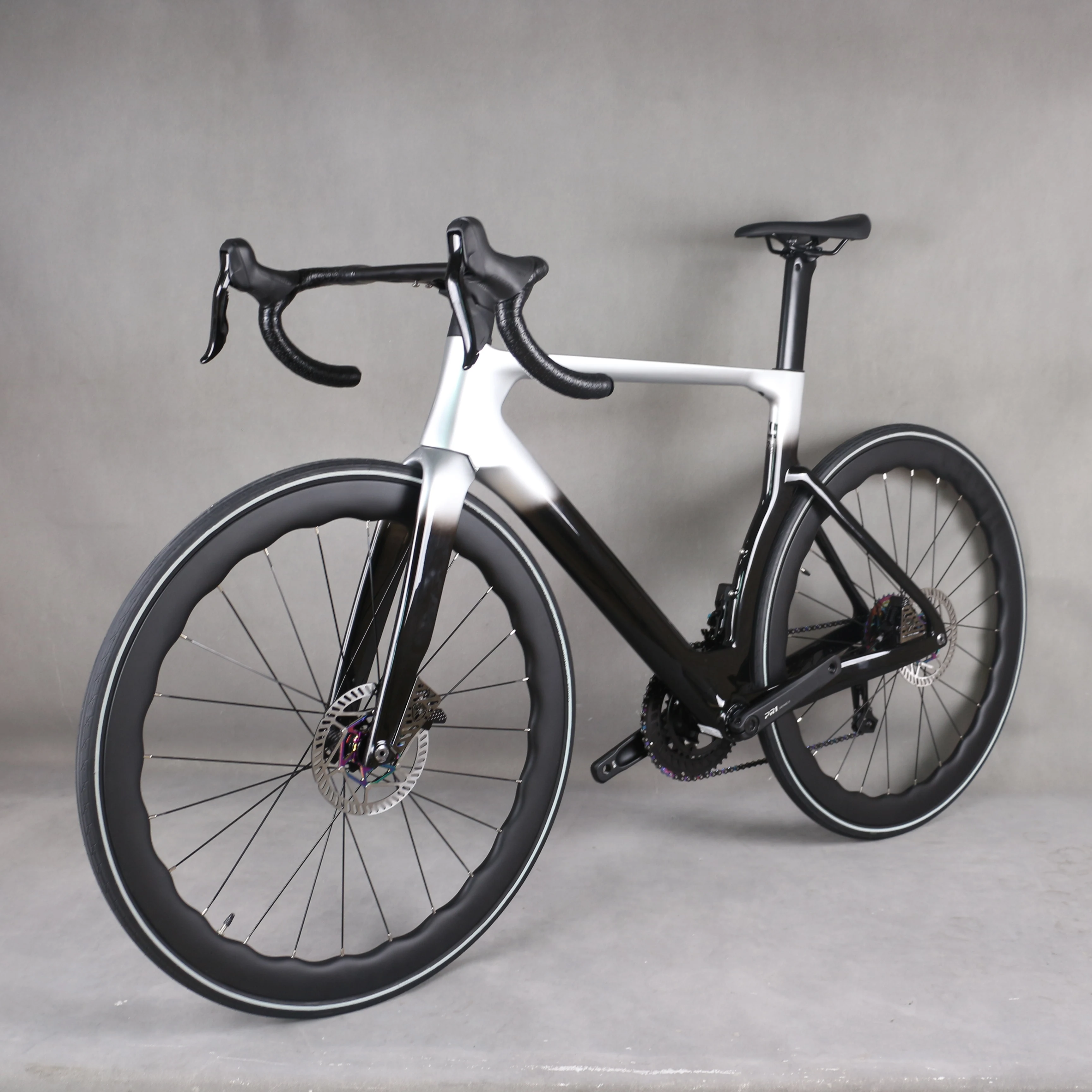 TT-X80 Bicycle Full Carbon Light Weight Road Bike With