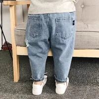 Lässige Zerrissene Jeans – Bild 4