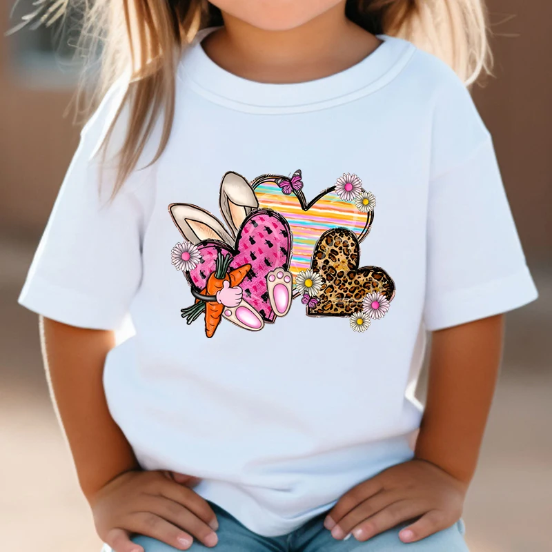 

2024 летняя футболка с леопардовым принтом и сердечками, Детская футболка с коротким рукавом и изображением плохого кролика из мультфильма, модная трендовая футболка с милым кроликом для мальчиков и девочек