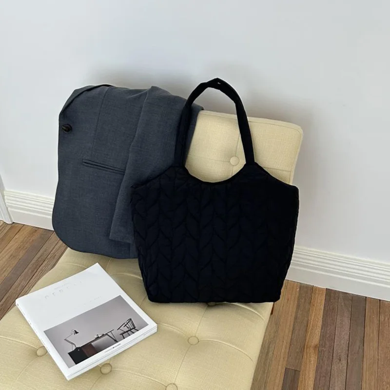 Quilted Ladies Shopper Bag Embroidery Thread Top-handle Bag Large Capacity Fashion Nylon Soft Cotton-Padded for Weekend Vacation