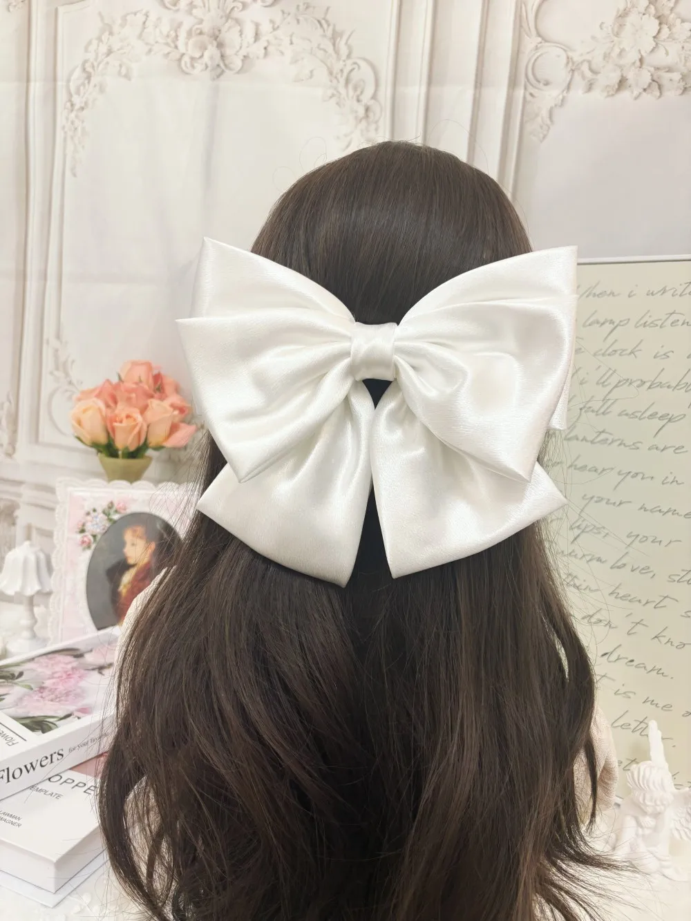 2026 Modische Stereo-Haarschleife Haarspange für Damen und Mädchen Dreischichtige Satin-Übergroße Schleifenhaarspange Haaraccessoires – Detail 12