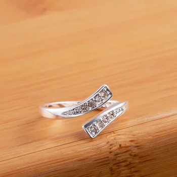 Anello di cristallo in argento sterling 925 caldo al 100% per le donne misura regolabile Moda festa di fidanzamento matrimonio gioielli di lusso Regalo di festa