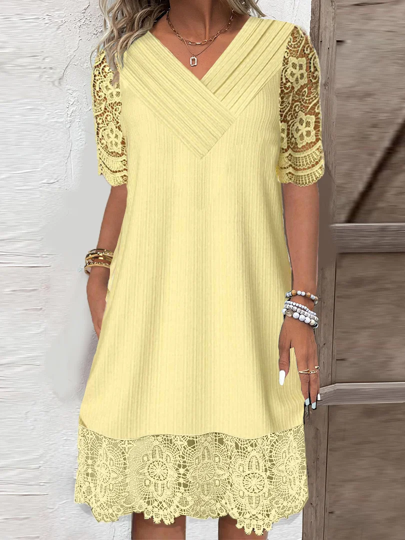 

Plus Size Women's Short Sleeve V-neck Lace Solid Color Midi Dress