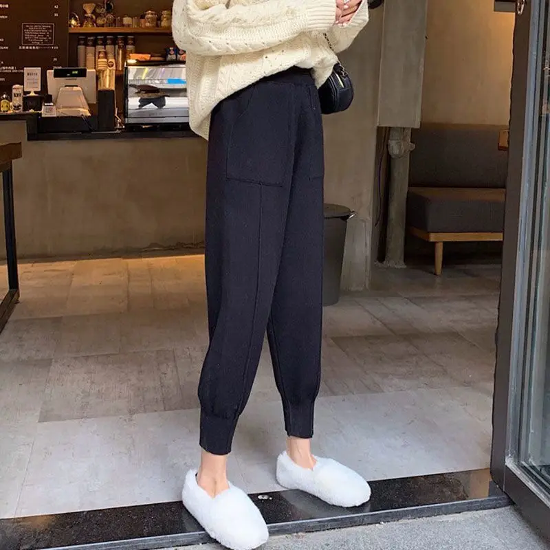 Women pants autumn and winter black casual knitted pants loose elastic spring and autumn nine points Harlan radish pencil pants 4