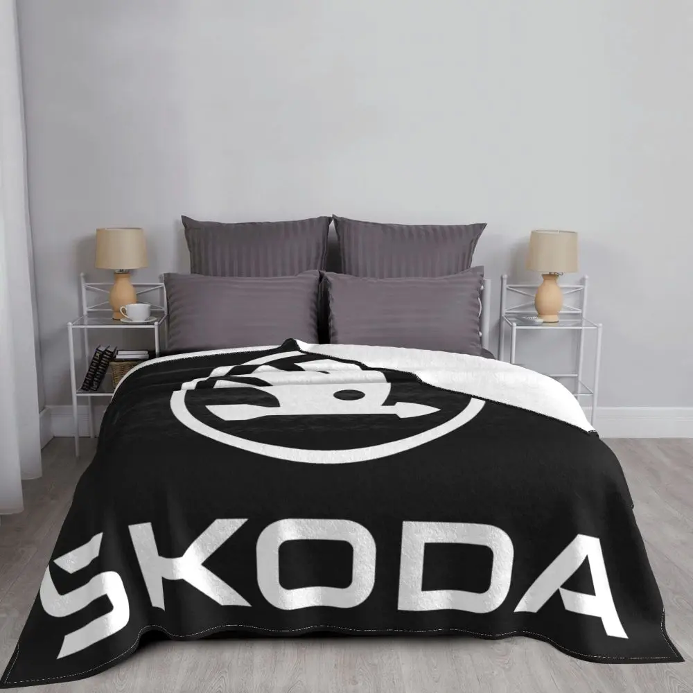 SKODA �Ż� ��� �� ������, �ſ� �ε巯�� �� �ǳ� �߿� ���, �Ž� ħ�� �����