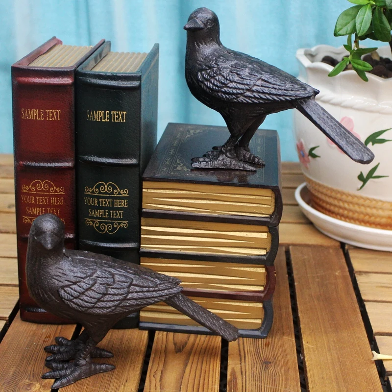 

Rustic Cast Iron Bird Statue Farmhouse Home Garden Desktop Decor Animal Collectible Figurines Gift Retro Color Single Piece