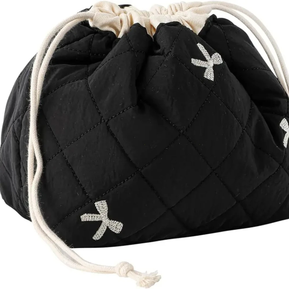 Quilted Makeup Bag Floral Cosmetic Bag Cute Travel Toiletry Bag Soft Aesthetic Drawstring Pouch Padded for Women Girl Косметичка