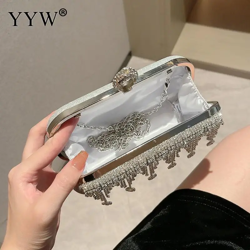 Luxury Silver Glitter Diamond Evening Clutch Handbag Shiny Rhinestone Ring Holder Matte Women Messenger Purse Metal Chain Bag