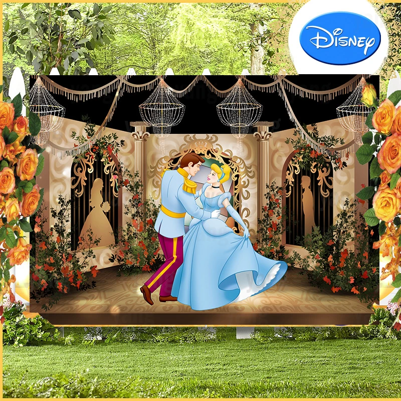 Với hình nền công chúa cưới màu xanh lâu đài Cinderella của Disney, bạn sẽ được trải nghiệm không gian ngập tràn cảm xúc và lãng mạn. Hãy để mình được mơ mộng trong đêm cưới của bạn với hình nền tuyệt đẹp này.