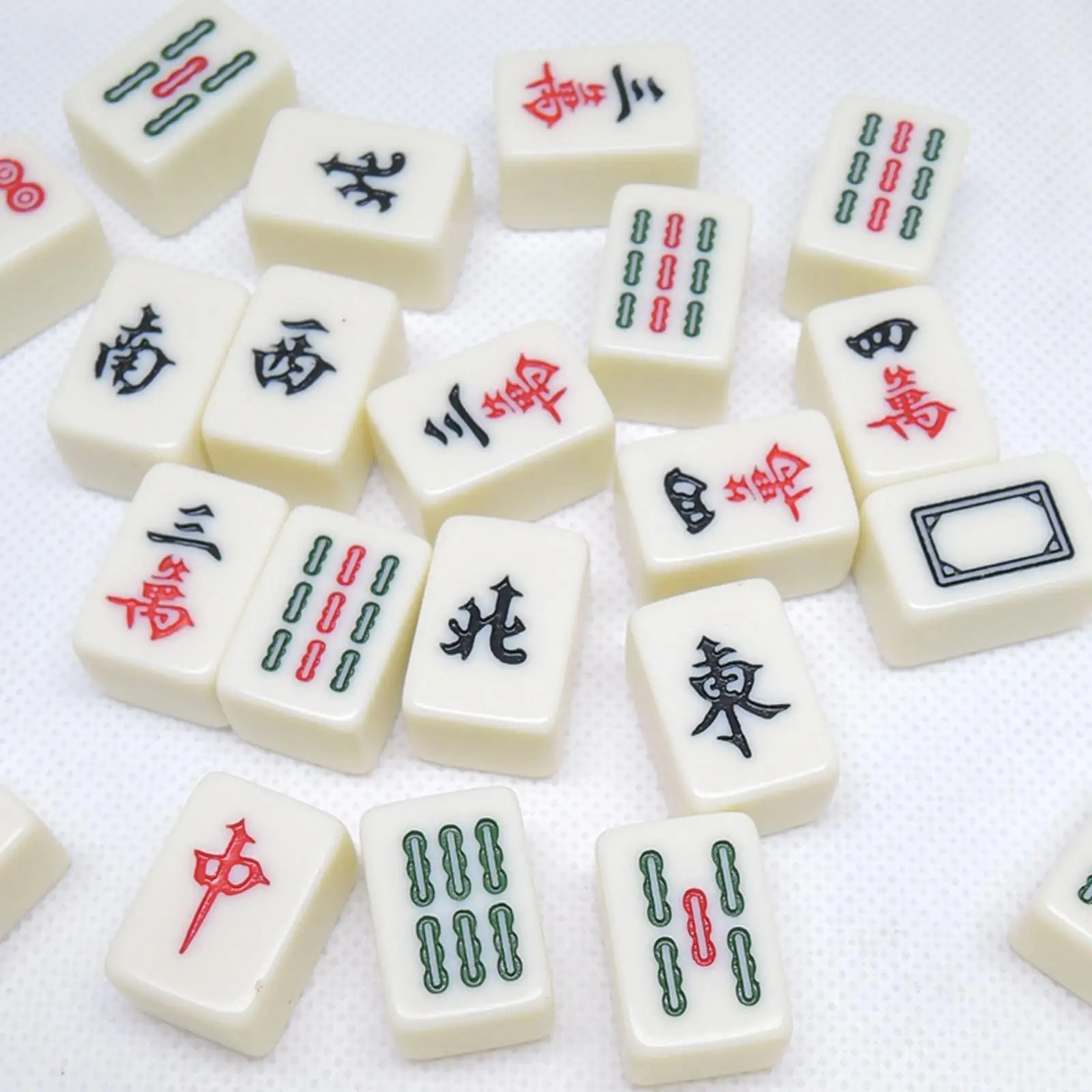

Travel Mahjong 144 Tiles Mahjong Board Game Lightweight for Family Game Yellow