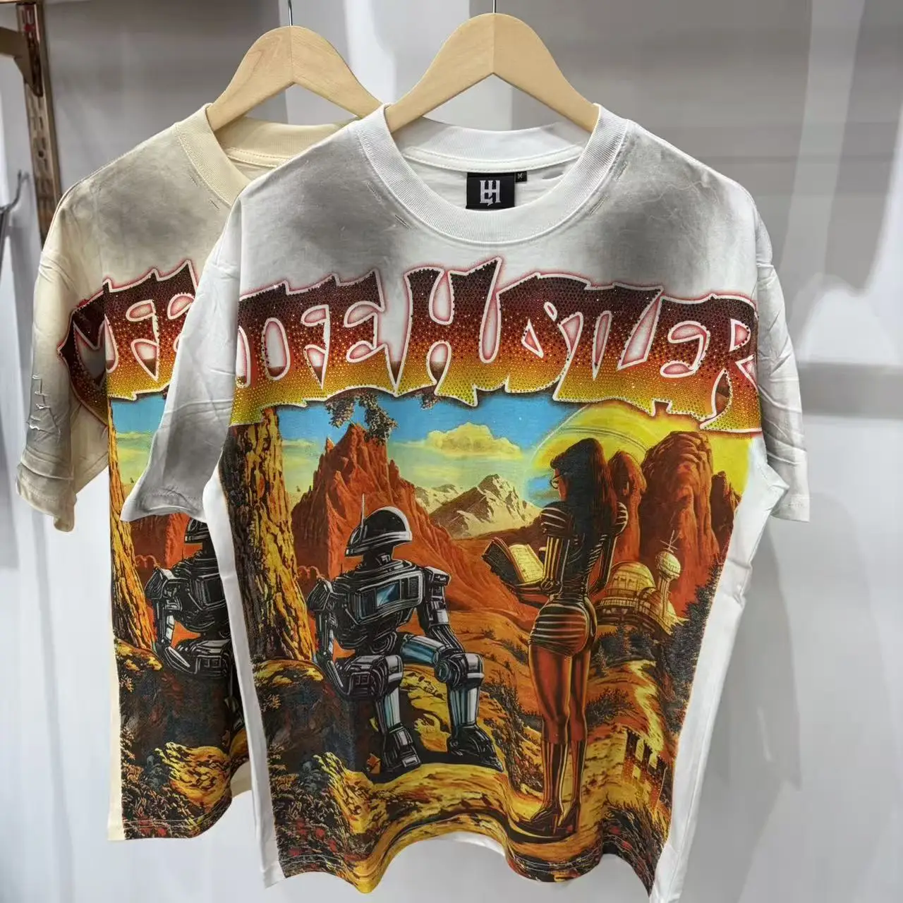 Unisex Oversize Personalisiertes Baumwoll-T-Shirt mit Retro-Wüstenroboter-Grafik für Herren, Strass-Bordüre, Verwaschener Look, Lässiges Tee-Shirt