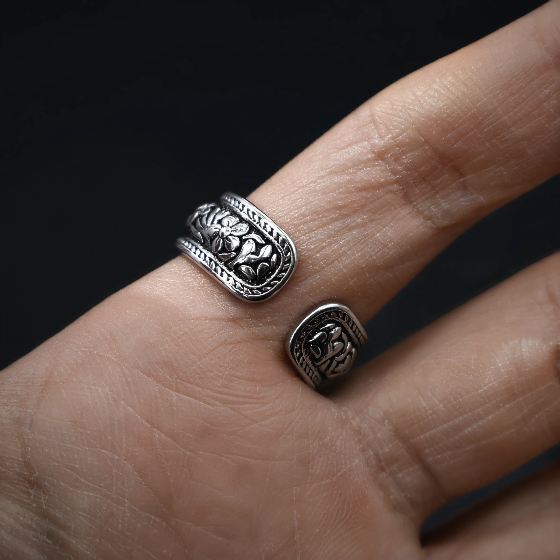 Retro Smaragd Efeu Rebe Verstellbarer offener Ring für Männer versilbertes Kupfer Gothic Punk Edgy Schmuck Designer Accessoires Geschenk – Detail 15