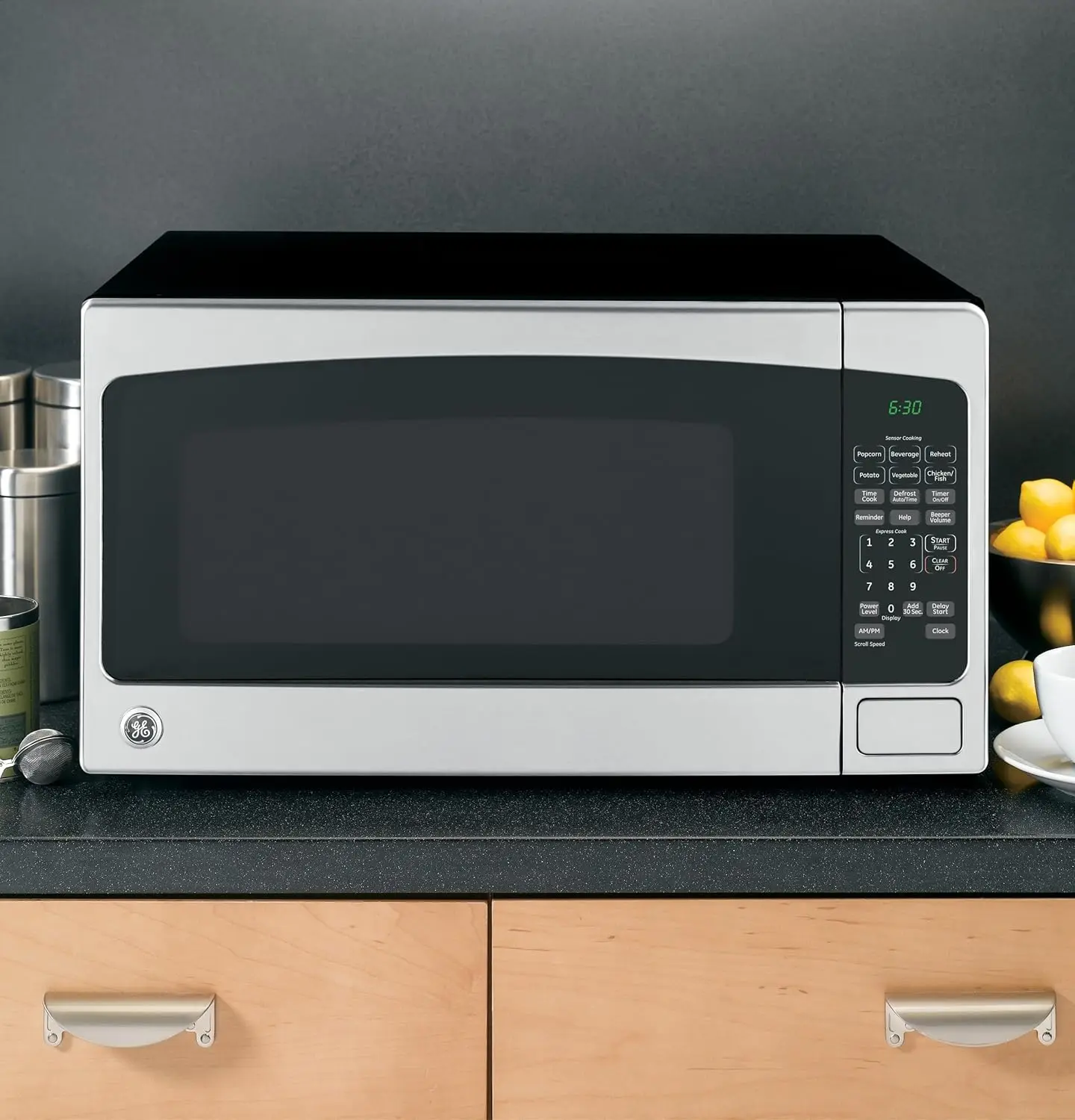 Oven, 1,200-watt Capacity, 2.0 Cubic Ft., 8 Auto Setting Cooking Settings, Child-Lock  , 4