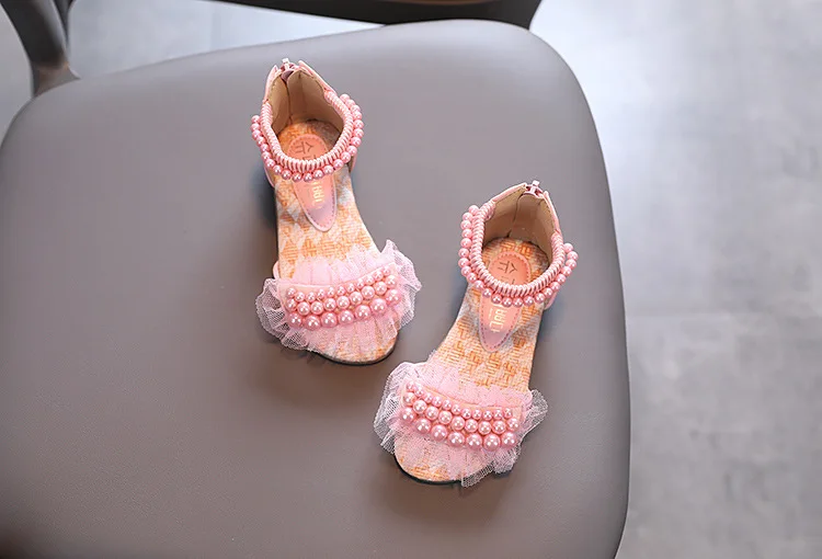 Girls Pearl Sandals 2022 Summer New Baby Princess Girls Children White Dance Performance Shoes children's shoes for sale