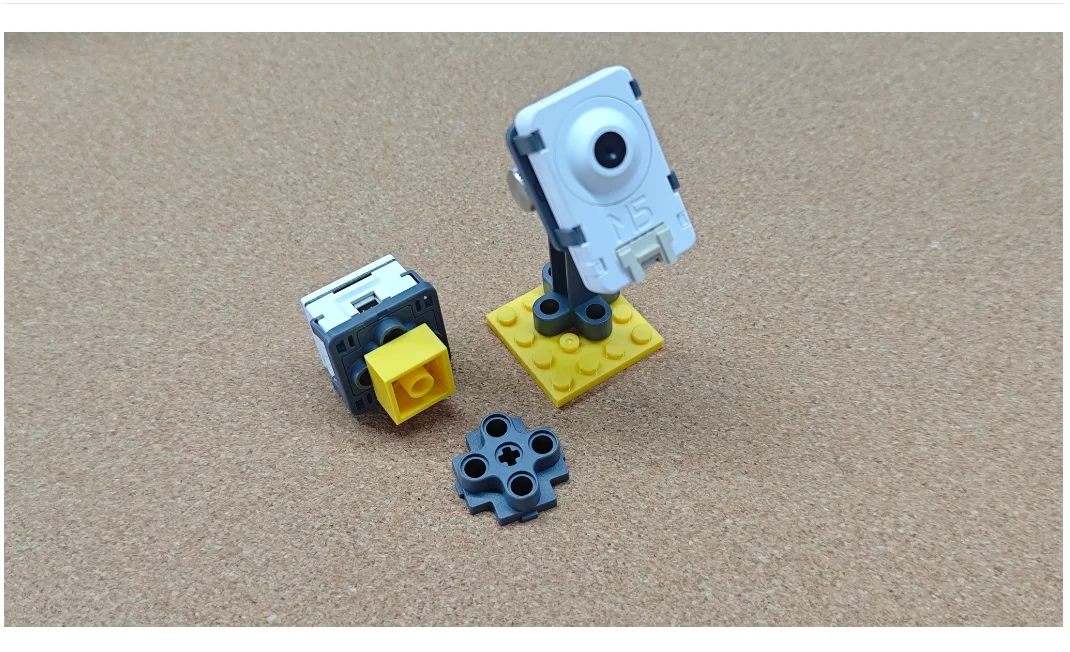 Official clip-B Brick Kit