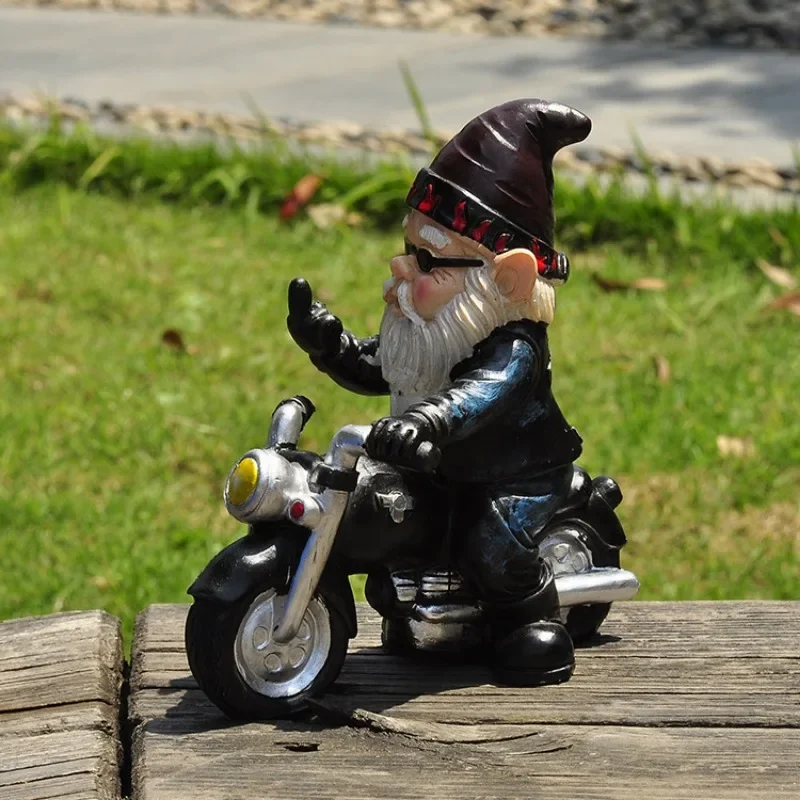 Gnome Dwarf Resin Home Garden Decoration Crafts Home Ornaments Biker Old Man Riding Motorcycle Statue Gardening Decorations