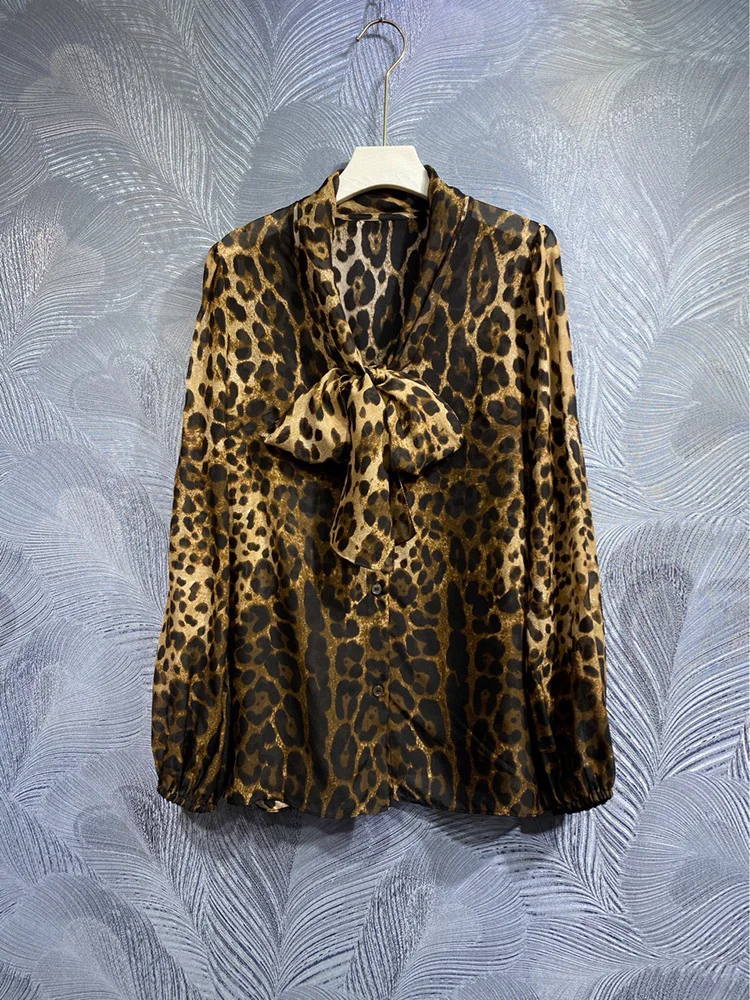 

100% Silk Shirt Spring Autumn Women Leopard Printing Blouses Scarf Collar Long Sleeve Single Breasted High Street Laptops