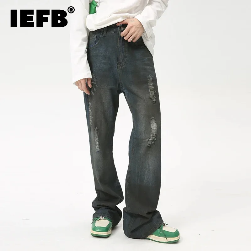 

Новинка лета 2024, модные мужские джинсы IEFB в стиле High Street загрязненные Изношенные расклешенные брюки из денима 2024, летние брюки в американском стиле 9C6171