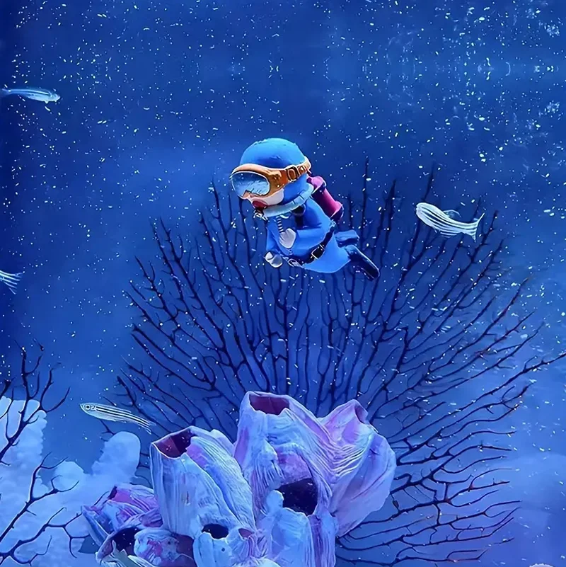 Mini Scuba Diver Figurine Aquarium Decoration