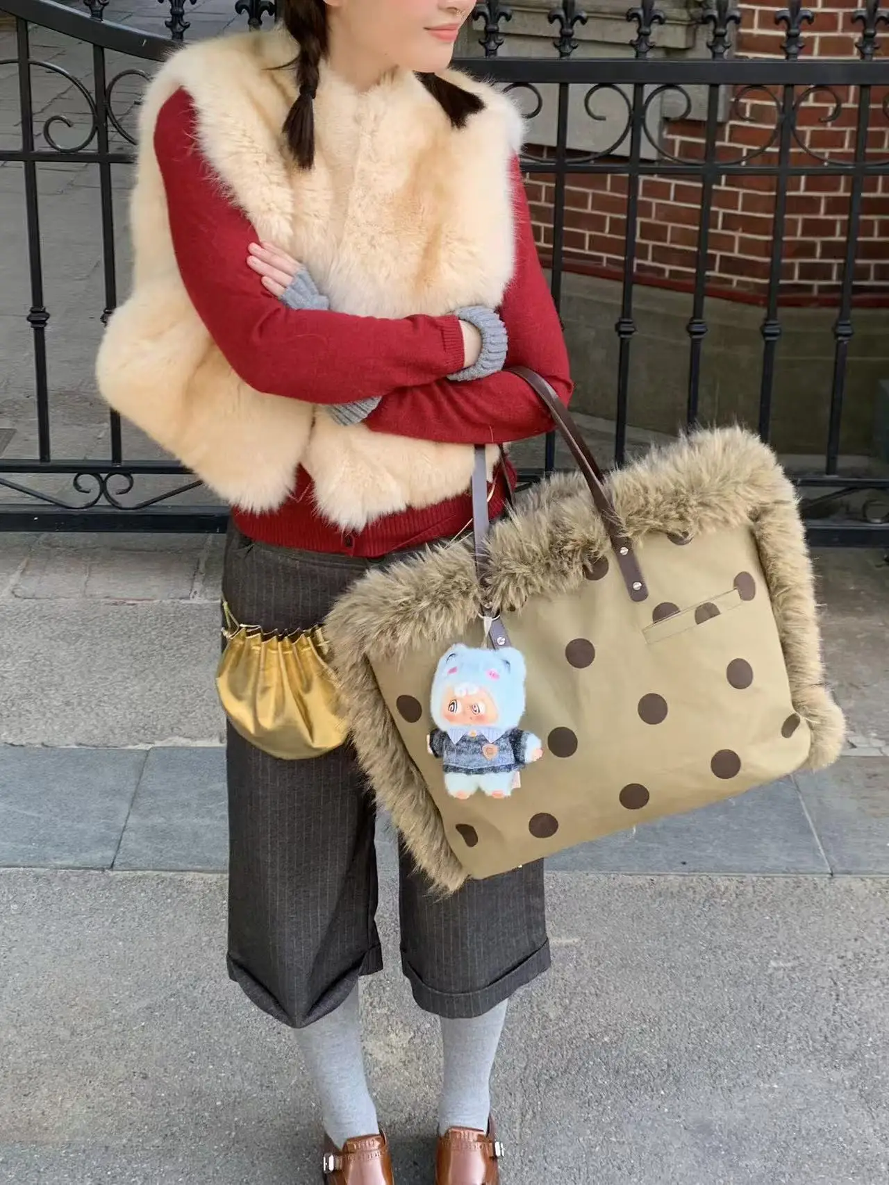 Winter Faux Fur polka dot Tote Bag Women Plush Shoulder Soft Furry Tote Handbag Large Capacity Fluffy Wool Female Shopper Bags