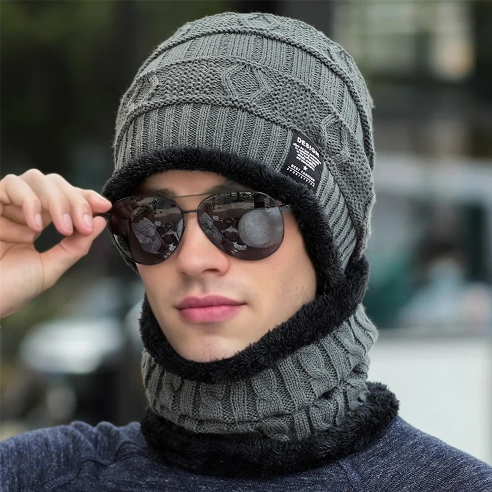 Unisex Plush Lined Winter Hat Thicken Warm Knitted Suit Outdoor Fashion Winter Cap  For Men & Women Leisure Beanie Cap