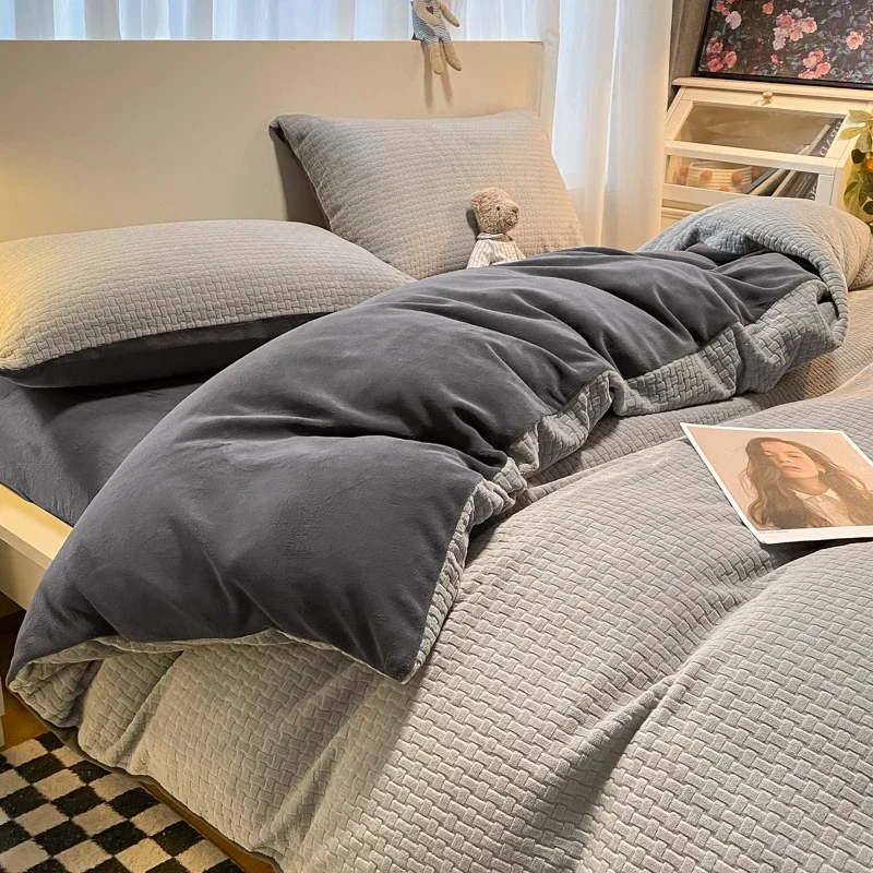 1pc Thicken Winter Duvet Cover Warm Milk Velvet Comforter Cover Double Side Velvet Bed 3D Carve Flower Comforter Set Bedding Set S6928475845aa4846be777997c449dc13D