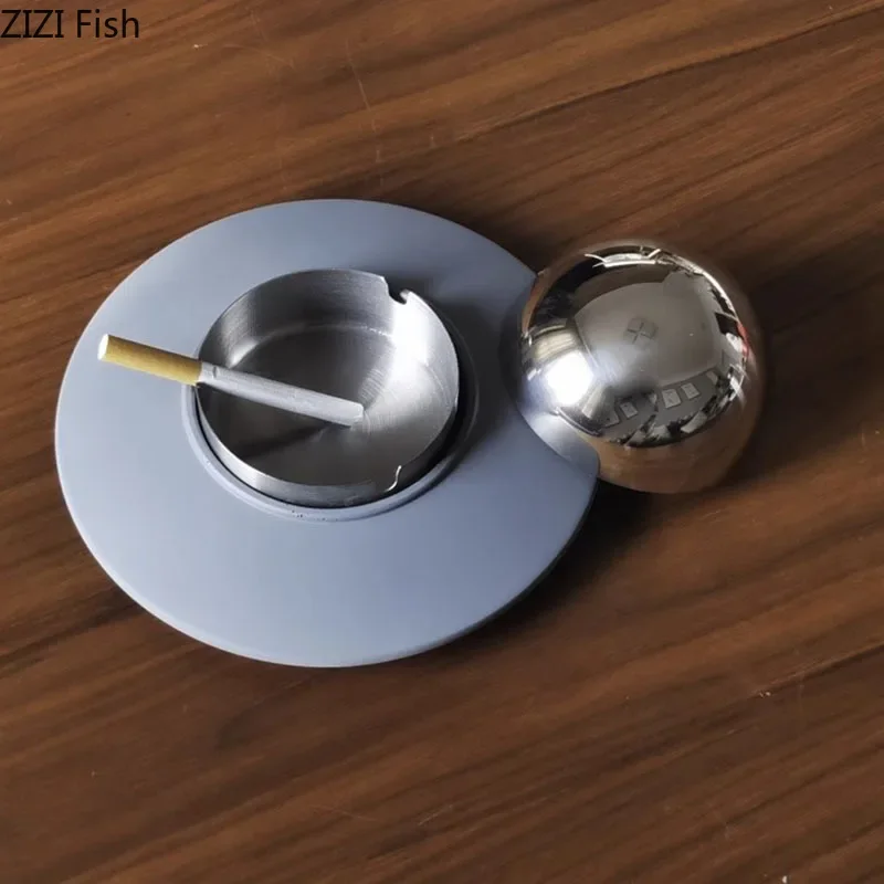 Creative UFO Shape Ashtray Stainless Steel Ash Tray Office Table Desktop Smoking Accessories for Weed Ashtray Gift for Boyfriend