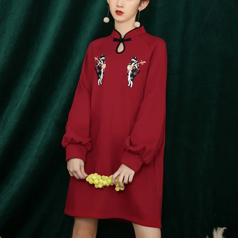 

Retro Improved Cheongsam Girls Embroidery Qipao Traditional Modern Cheongsam Long Sleeve China New Year Oriental Dresses 11372