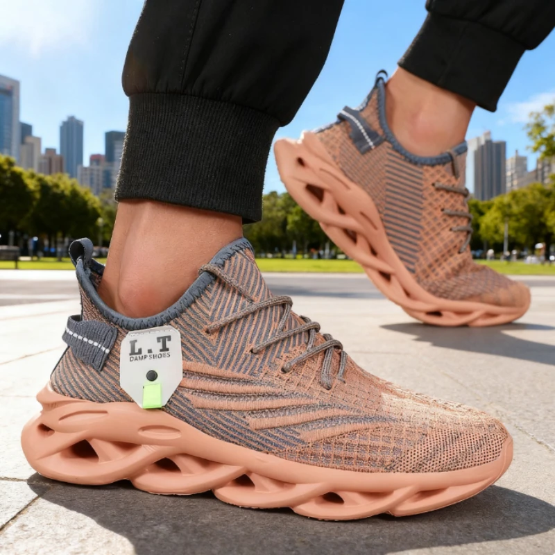 Men's Running Shoes Fashionable Avant-garde Mesh Anti Slip Casual Sneakers Ultra Light Fast Drying Basketball Men Training Shoes