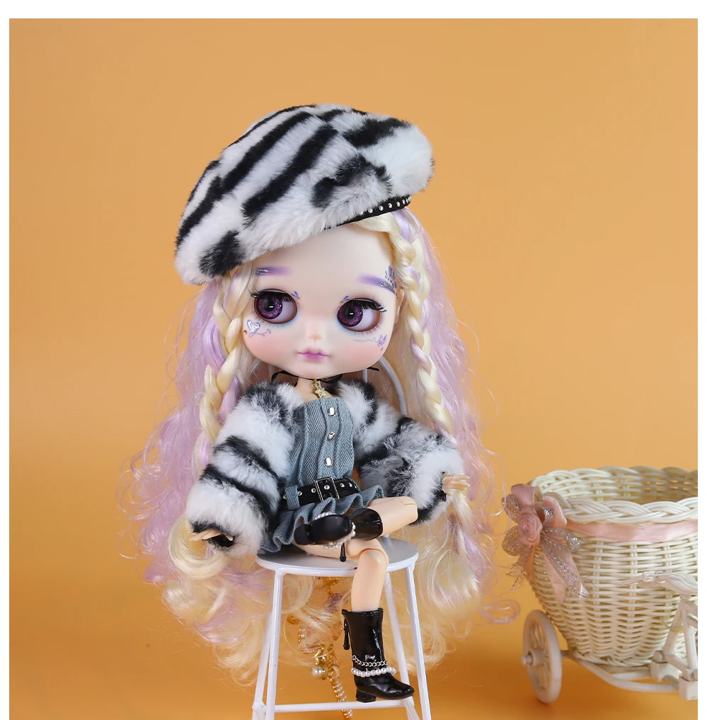 Barbara – Premium Custom Neo Blythe Doll with Multi-Color Hair, White Skin & Matte Cute Face 11