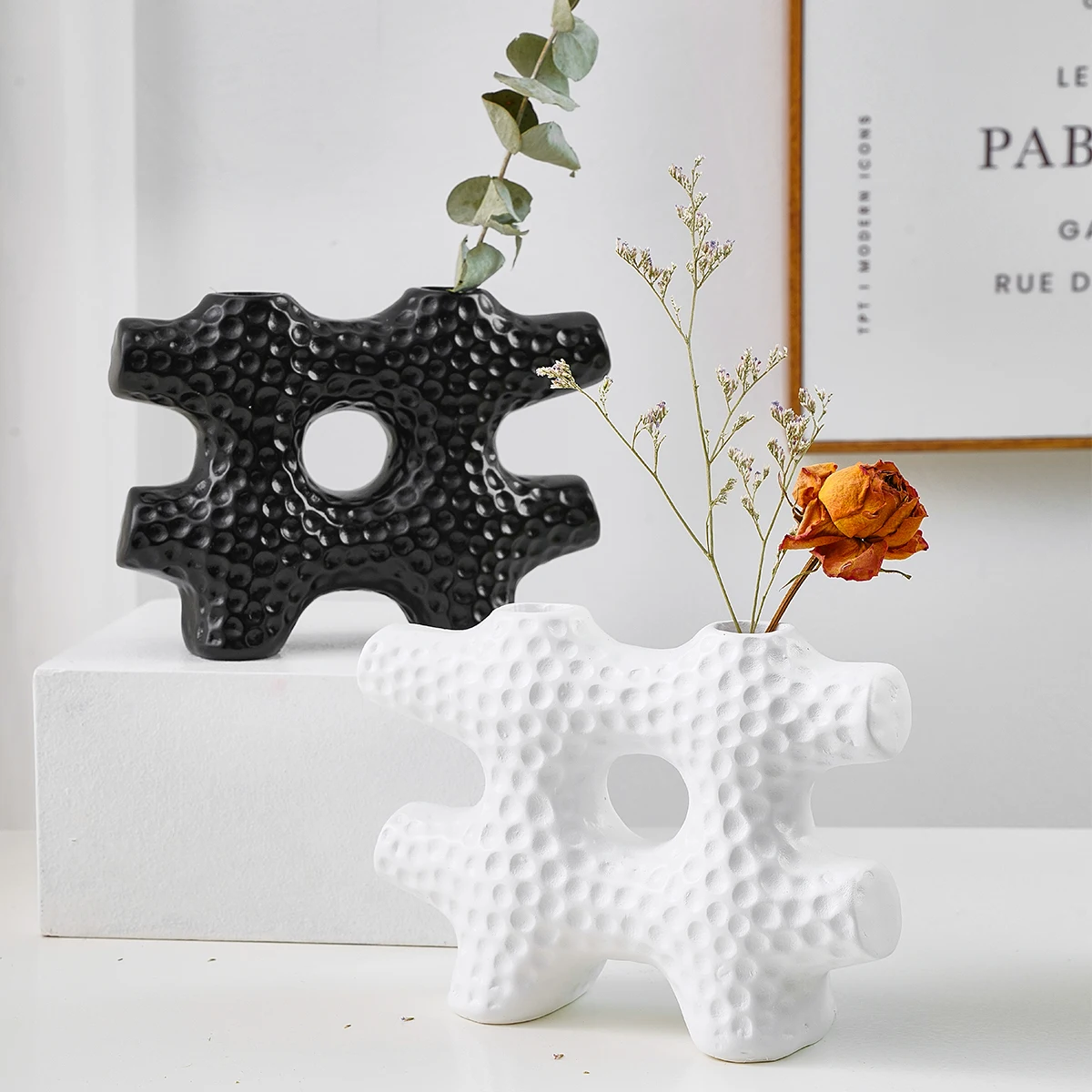 1PC, modern creative peanut-patterned checkered decorative vase, resin material home decorative vase