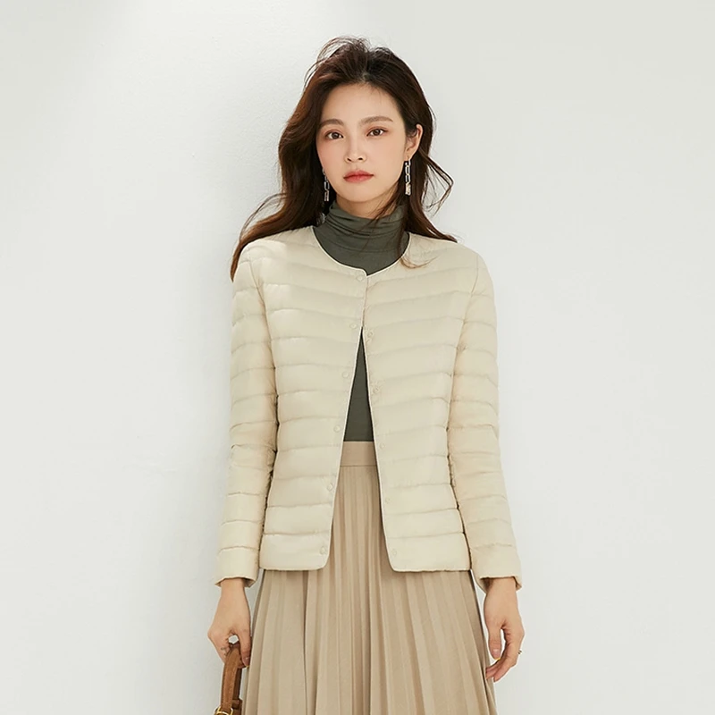 

Women's collarless down jacket 2023 Autumn/Winter new convenient round neck slim fitting ultra light quilted down jacket