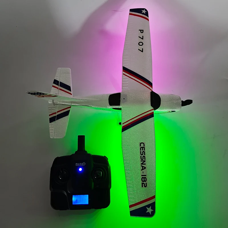 탑 3CH P707Gyro Cessna RC 비행기 2.4G 3D/6G LCD 디스플레이 야간 조명 고정 날개 항공기 RTF 장난감 소년 선물용