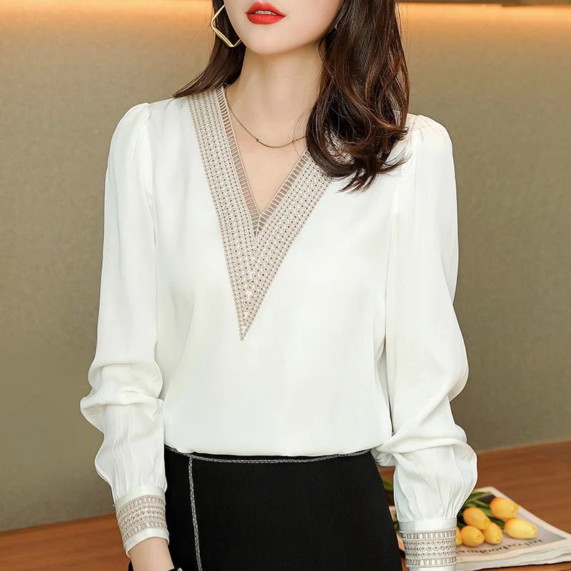 Elegant White Lace Long Sleeve V Neck Blouse for Women