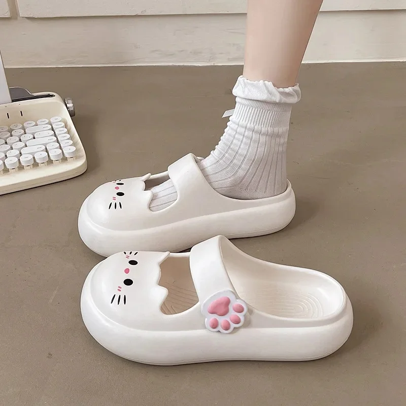 White (cute claw Meow)