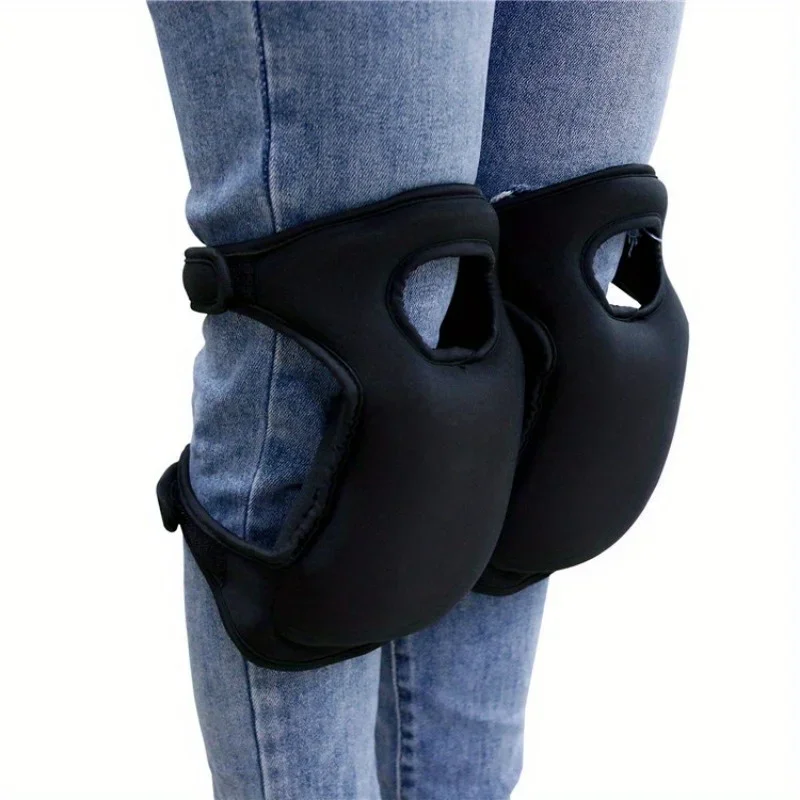 A pair of outdoor garden knee pads, kneeling pads, garden trim knee scratch resistant pads