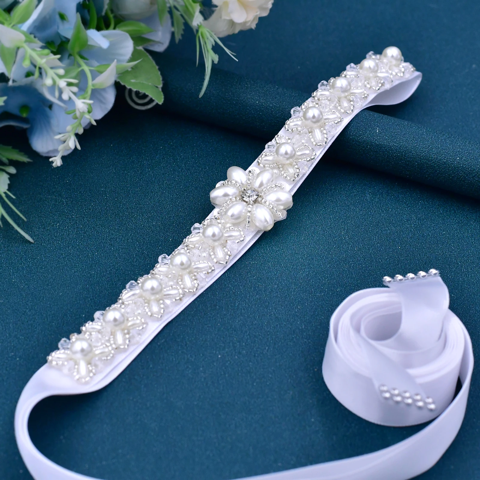 

TOPQUEEN S155 Wedding Belt Bride's Shiny Rhinestone Handmade Women's Evening Dress Decoration Handmade Beading Accessories