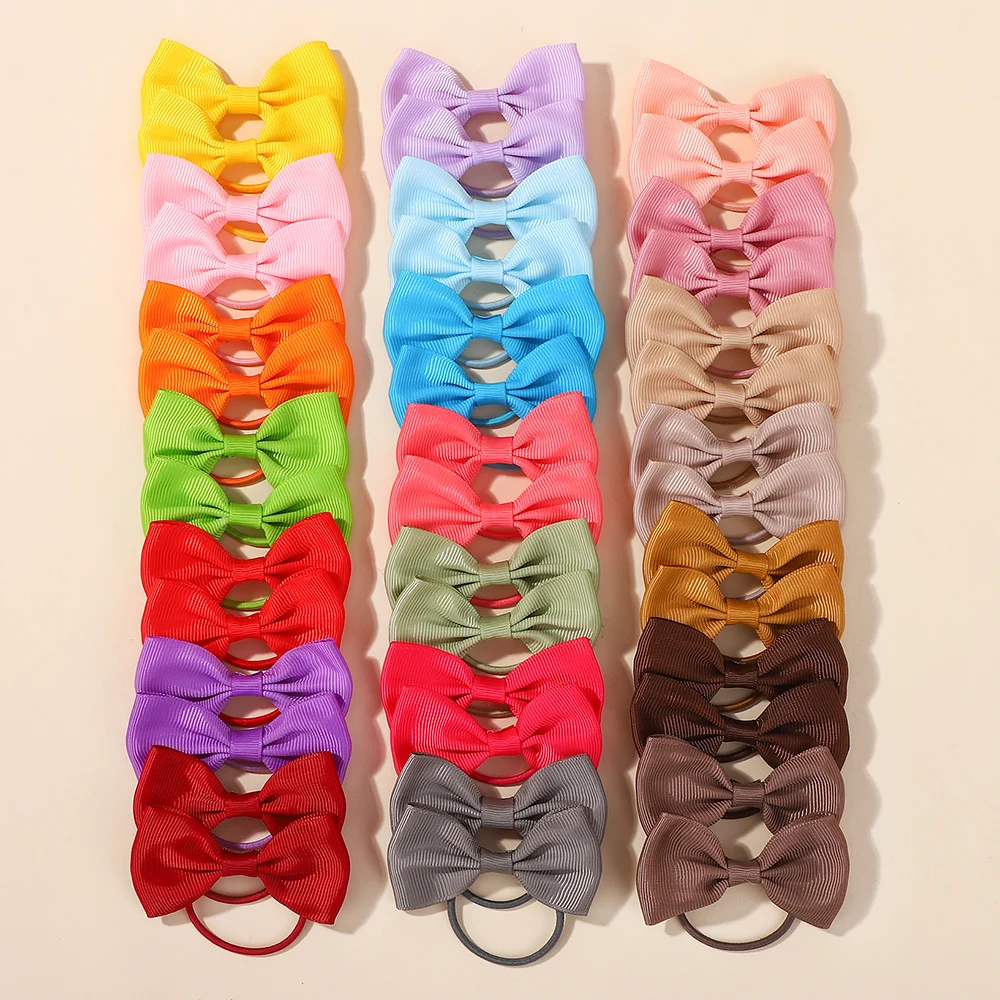 40pcs 무작위 컬러 리본 헤어 고무 밴드  소녀를위한 수제 2.75 ''솔리드 보우 헤어 타이 헤드웨어 키즈 헤어 액세서리