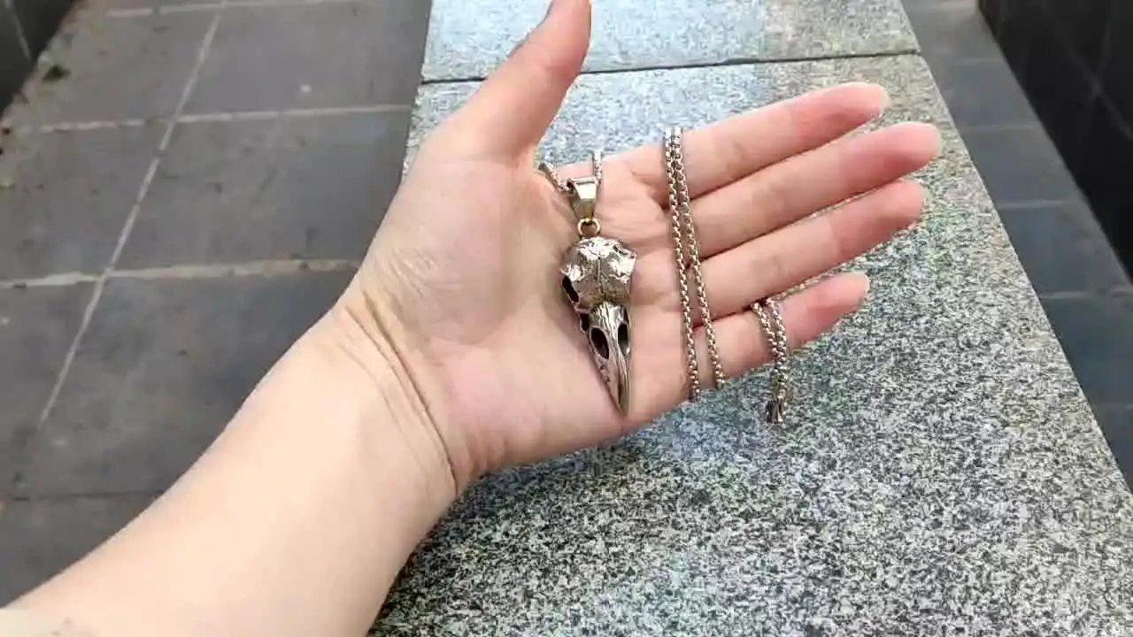 Collana Punk Vintage Con Ciondolo Teschio Di Corvo E Corona - Gioiello Gotico Donna In Lega, Catena Regolabile, Idea Regalo Originale Per Amanti Dello Stile Dark