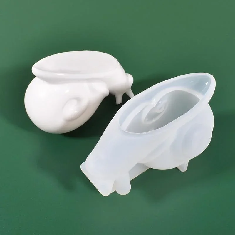 DIY Epoxy Resin Mold Lovely Snail Small Animal Silicone Molds Casting Mold Snail Making Plaster Mould for Home Decor Ornament