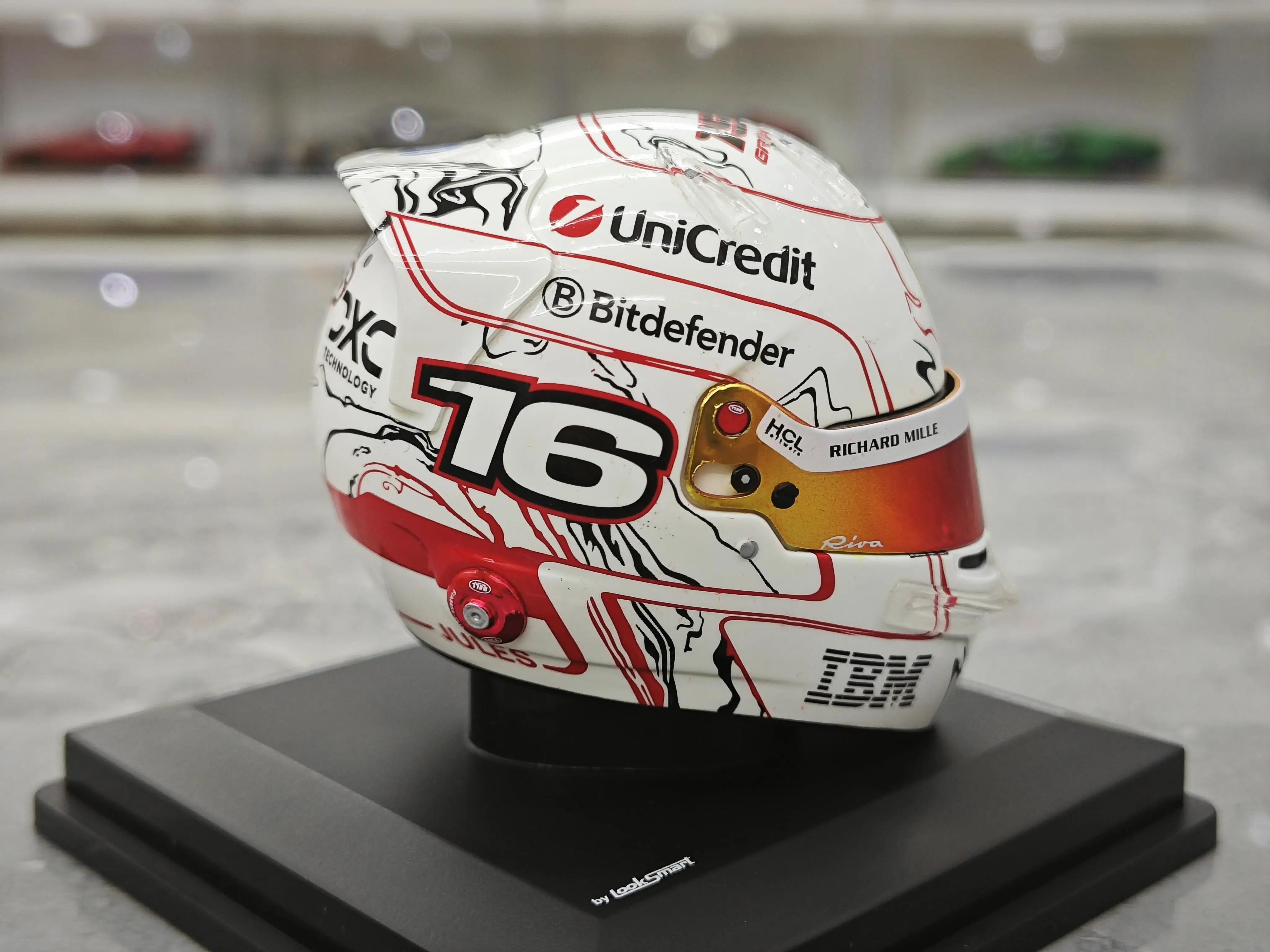 S69436c29364c495e9d678a1cf08f614fy - Charles Leclerc Merch