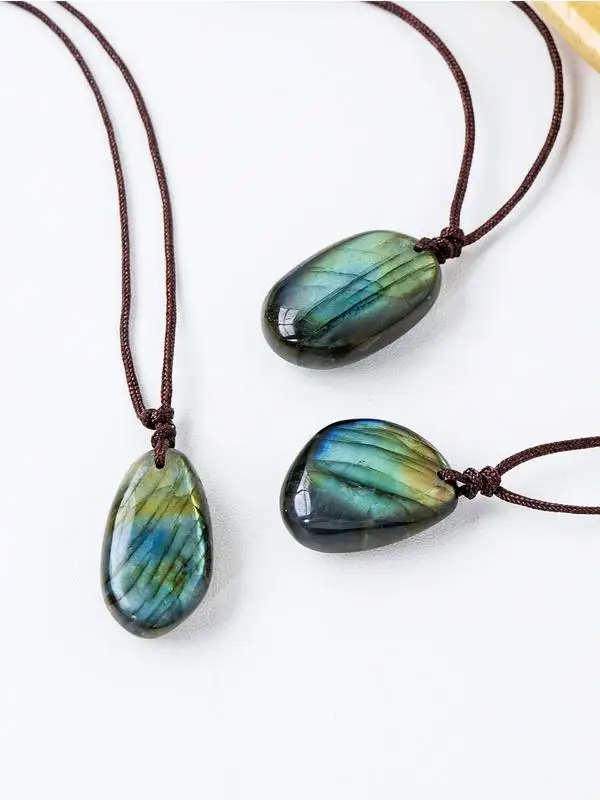 Natural Labradorite Necklace Handmade Crystal Moonlight Stone Pendant Men Women Energy Necklaces Stones Ornament 3