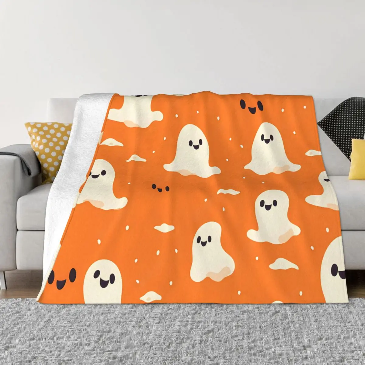 

Halloween Trick or Treat Blanket Flannel Decoration Little Ghost Cartoon Portable Home Bedspread