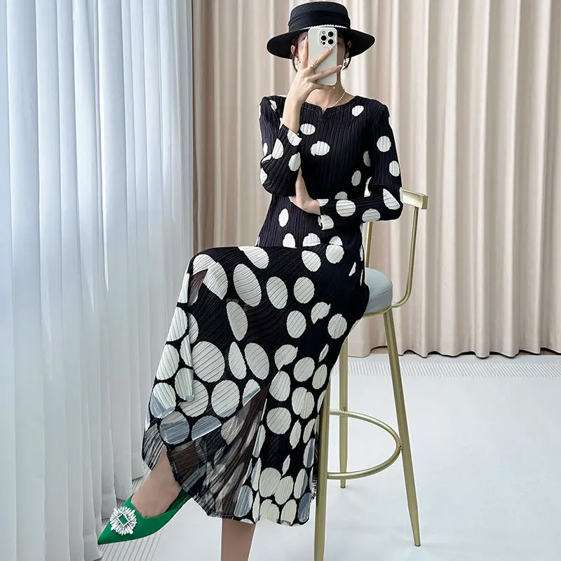 

Платье женское длинное Плиссированное с круглым вырезом и рукавом 9/4