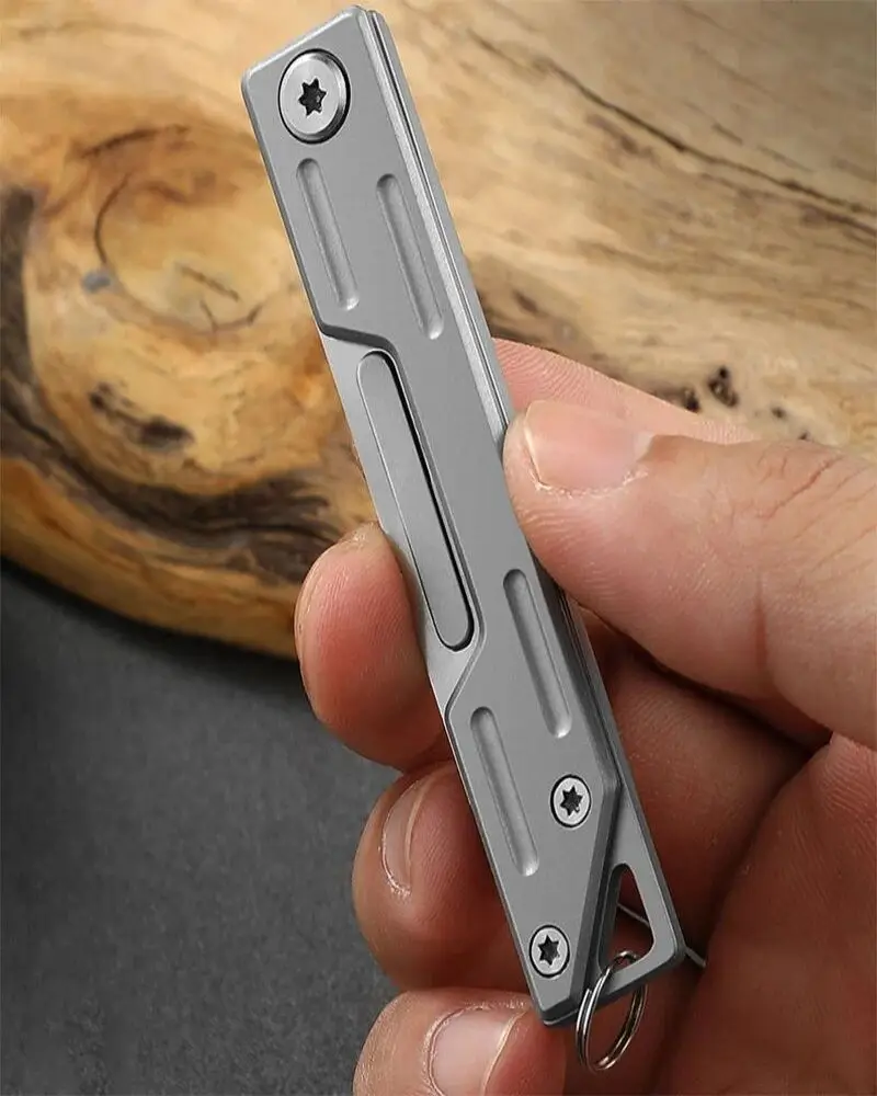 Description Picture 4 of item[Hot Sales] Folding Knife Stainless Steel Pocket Knife with 9 Disposable Blades, Sharp Hobby Knife Craft Knife Kit