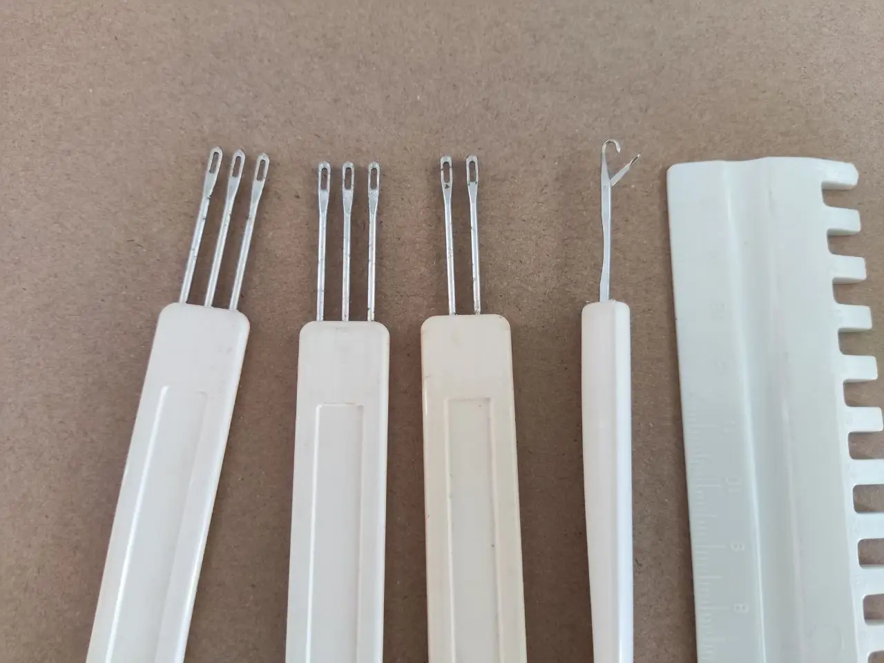 Description Picture 3 of itemCombinations Of Needle Take-up/ Pullers/ Thread Changers For Brother Sewing Machine Accessories Thread transfer tool push plate