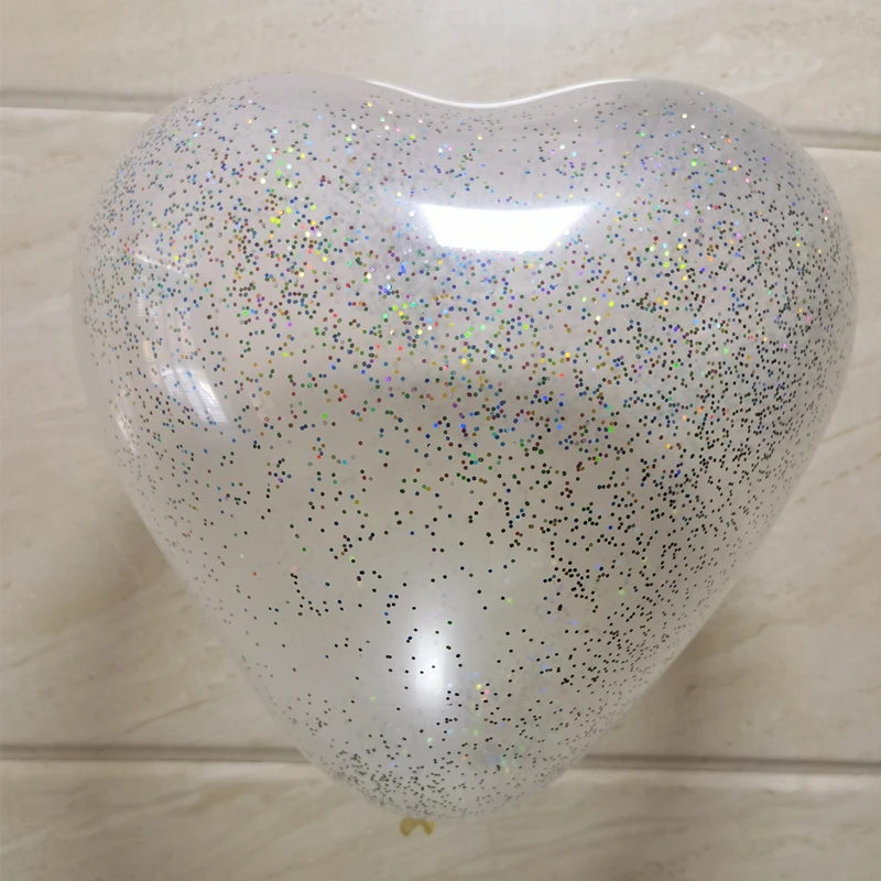 Clear 16 Latex Balloons with Heart-Shaped Confetti