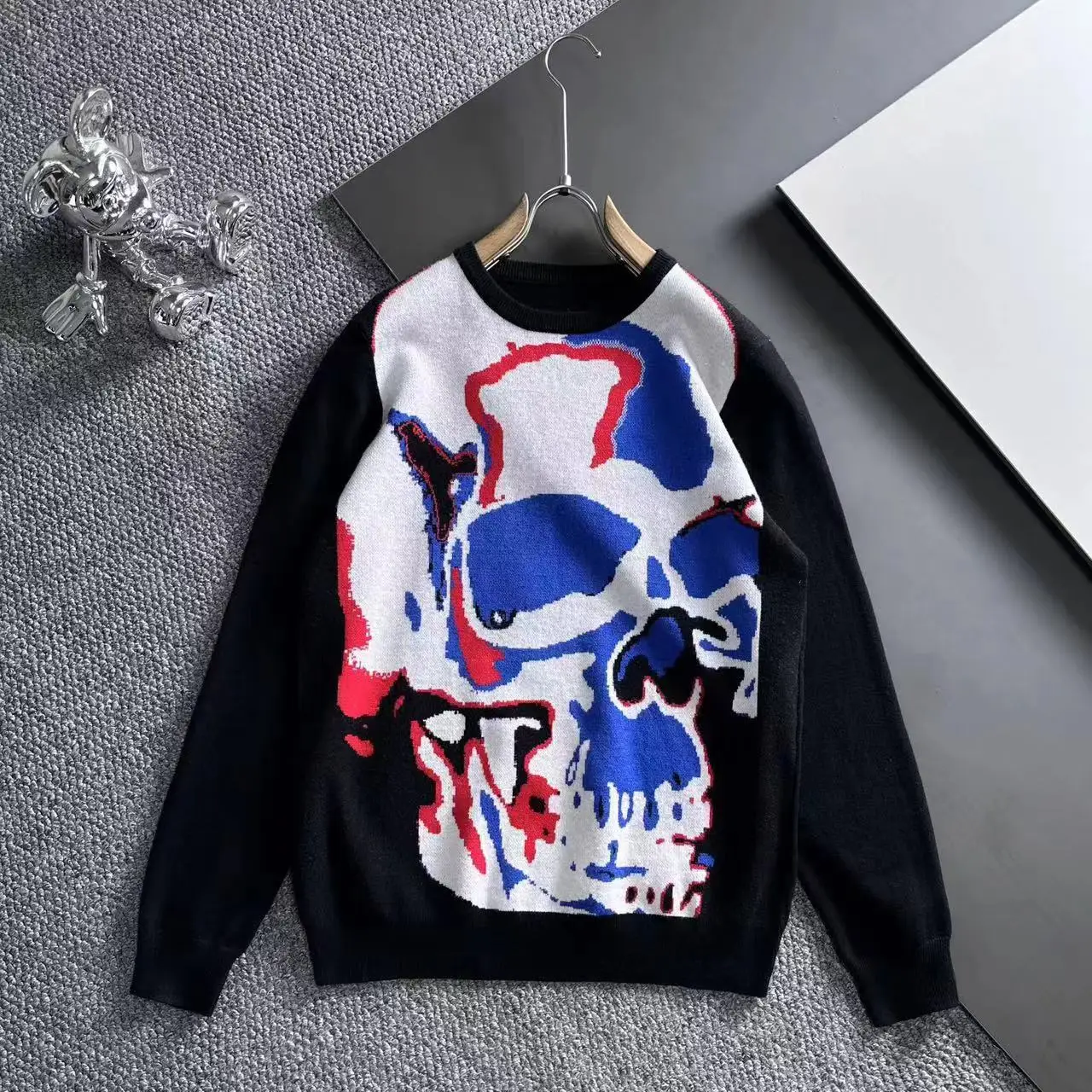 

AlexPlein Skull Graffiti Intarsia-knit Sweater Men Clothing Fashion 2024 Winter Couple Wear Casual Covering Yarn Trendy Jumper